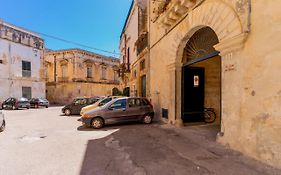 Casa dei Nonni di via Idomeneo by BarbarHouse